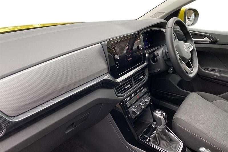 Used VW T-Cross Life 115 HP (84 kW) 2025 Yellow SUV