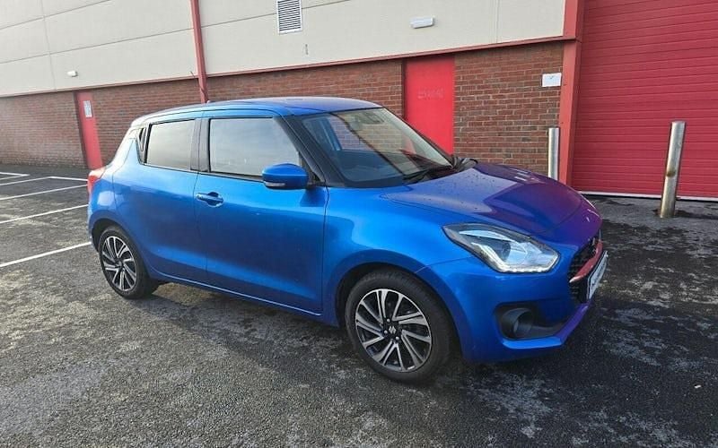 Usado Suzuki Swift SZ5 83 HP (61 kW) 2022 Azul Citadino
