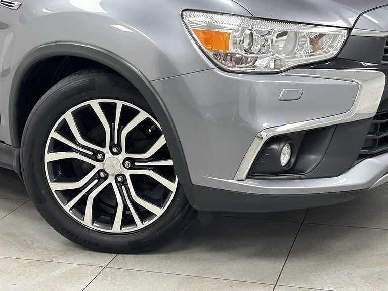 Used Mitsubishi ASX 112 HP (82 kW) 2017 Grey SUV