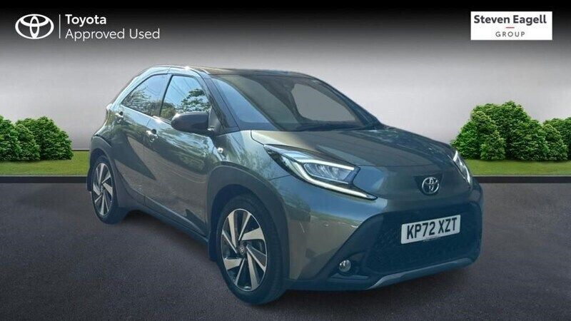 Green Used 2022 Toyota Aygo Hatchback | £15,586 (Fair price) - Image 1/4