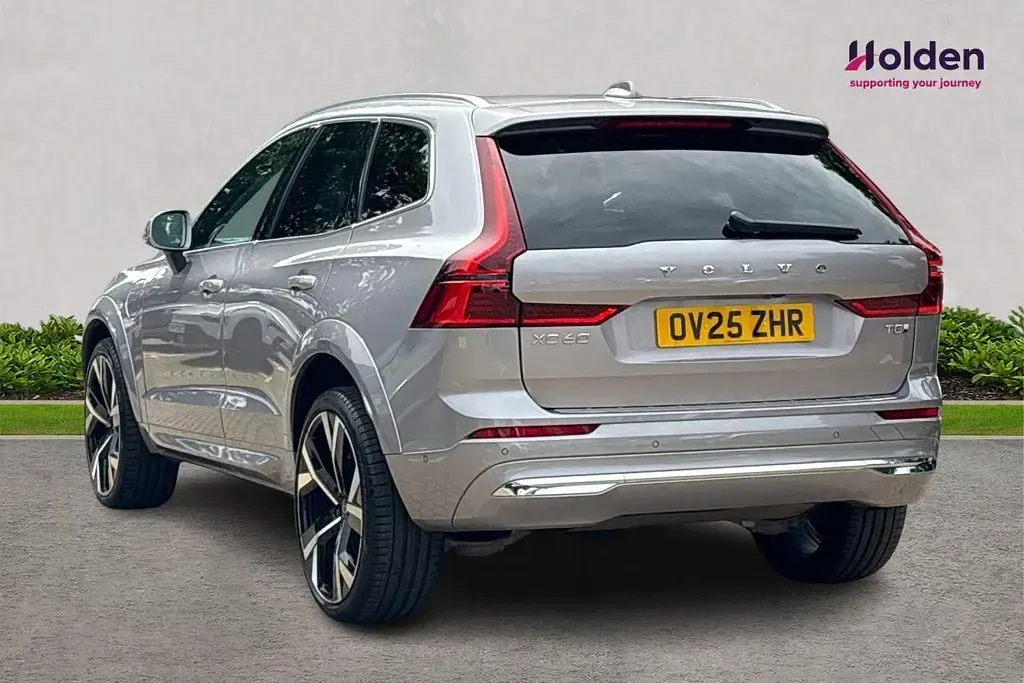 Used Volvo XC60 Ultra 455 HP (334 kW) 2025 Silver SUV