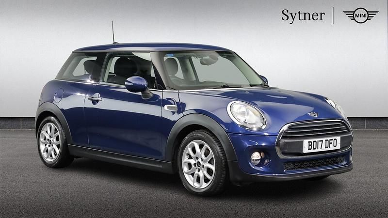Used Mini ONE Hatch 101 HP (74 kW) 2017 Blue Hatchback