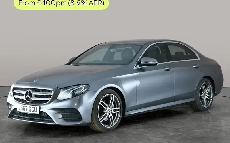 Usado Mercedes E220 AMG line 194 HP (142 kW) 2019 Sedan