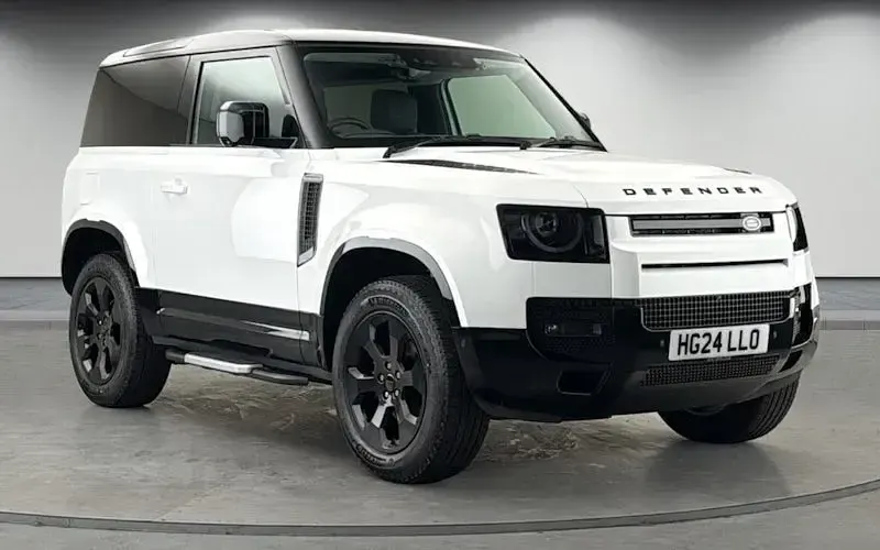 Używany Land Rover Defender HSE Dynamic 250 KM (183 kW) 2024 SUV