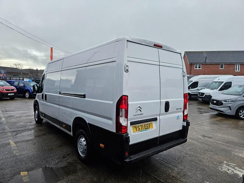 Used Citroën Relay 140 HP (102 kW) 2021 White Van