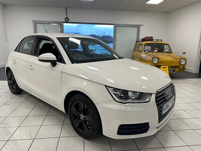 Used Audi A1 Sportback 116 HP (85 kW) 2017 White Hatchback