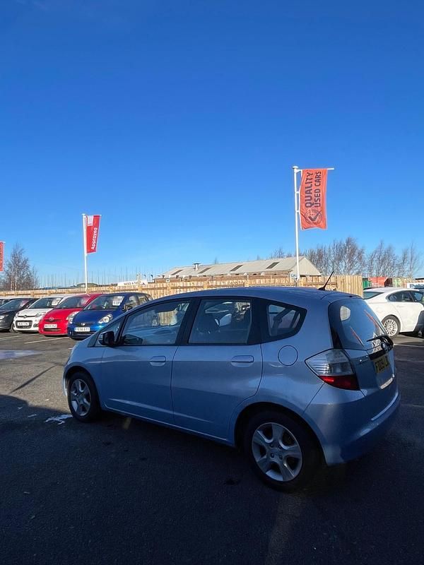 Used Honda Jazz ES 2009 Blue Hatchback