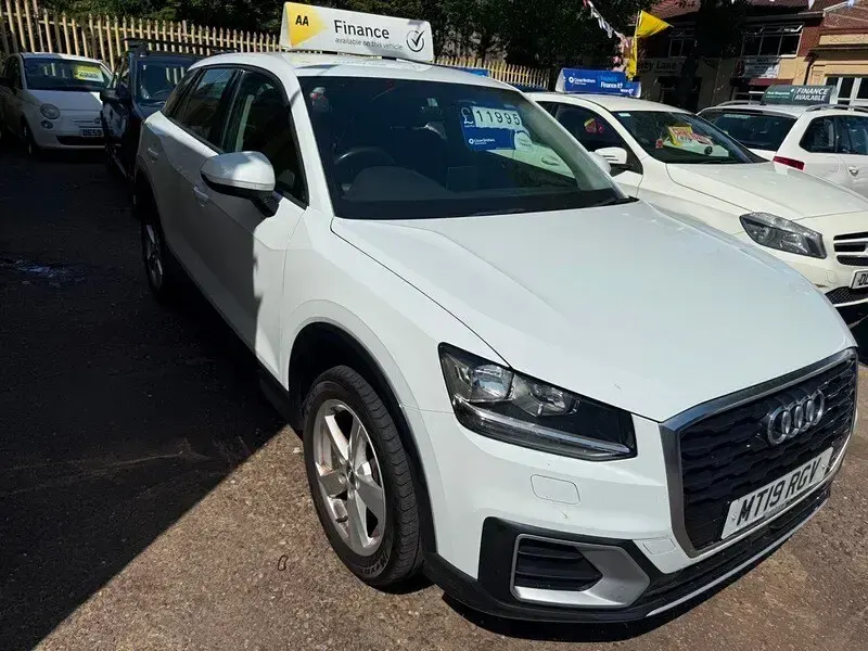 Used Audi Q2 Sport 116 HP (85 kW) 2019 White SUV