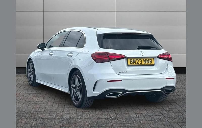 Used Mercedes A200 Executive 161 HP (118 kW) 2023 White Hatchback