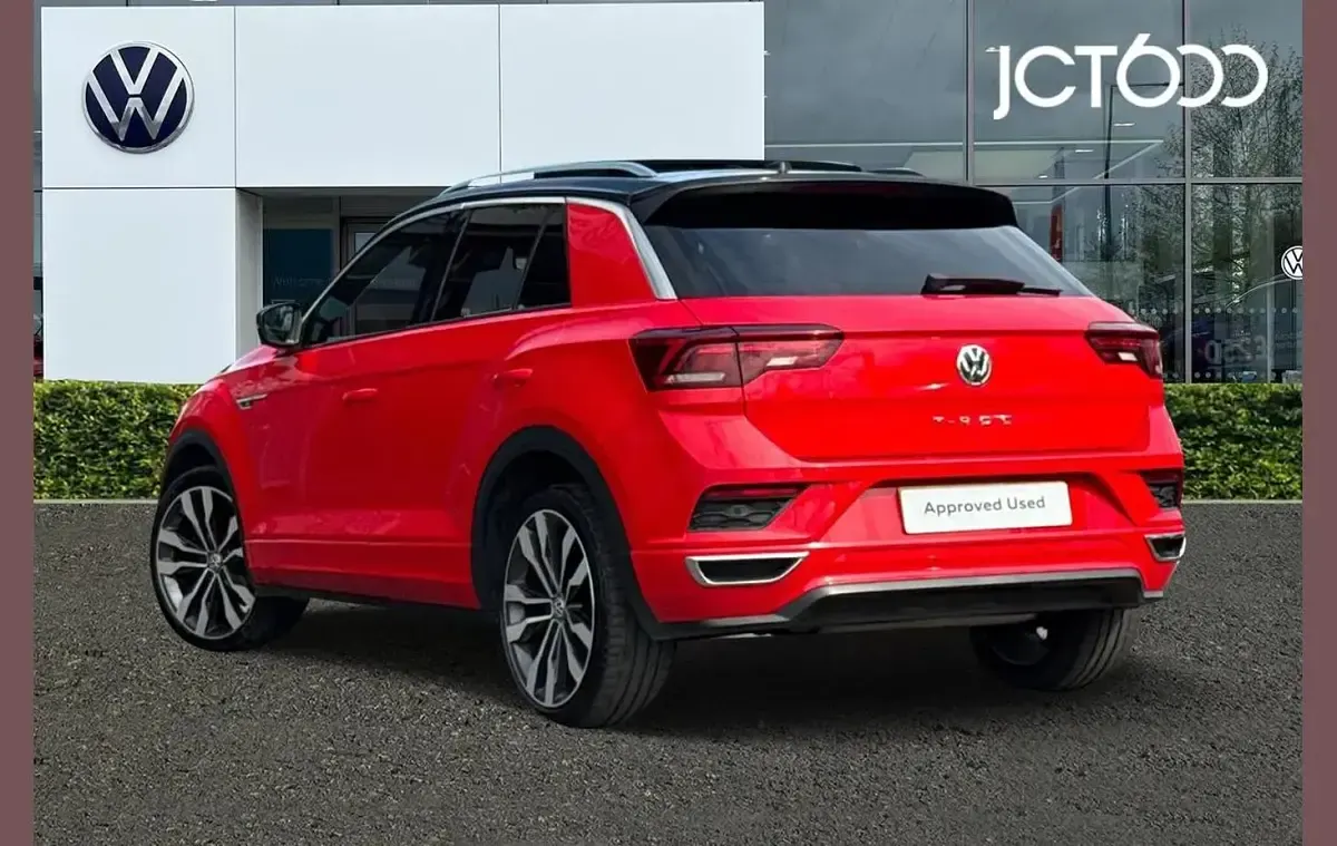 Used VW T-Roc R-line 150 HP (110 kW) 2018 Red SUV