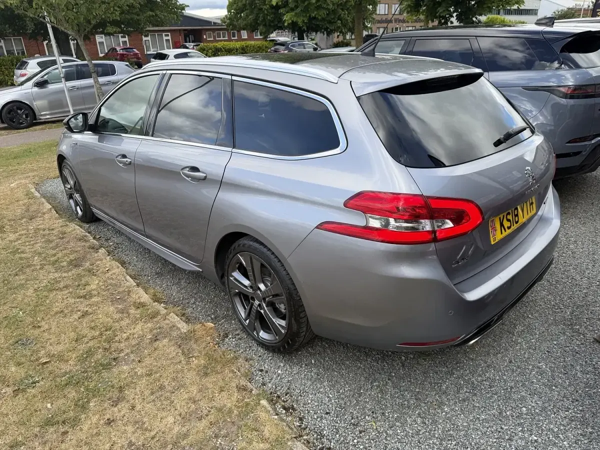 Used Peugeot 308 SW GT-line 2018 Grey Estate