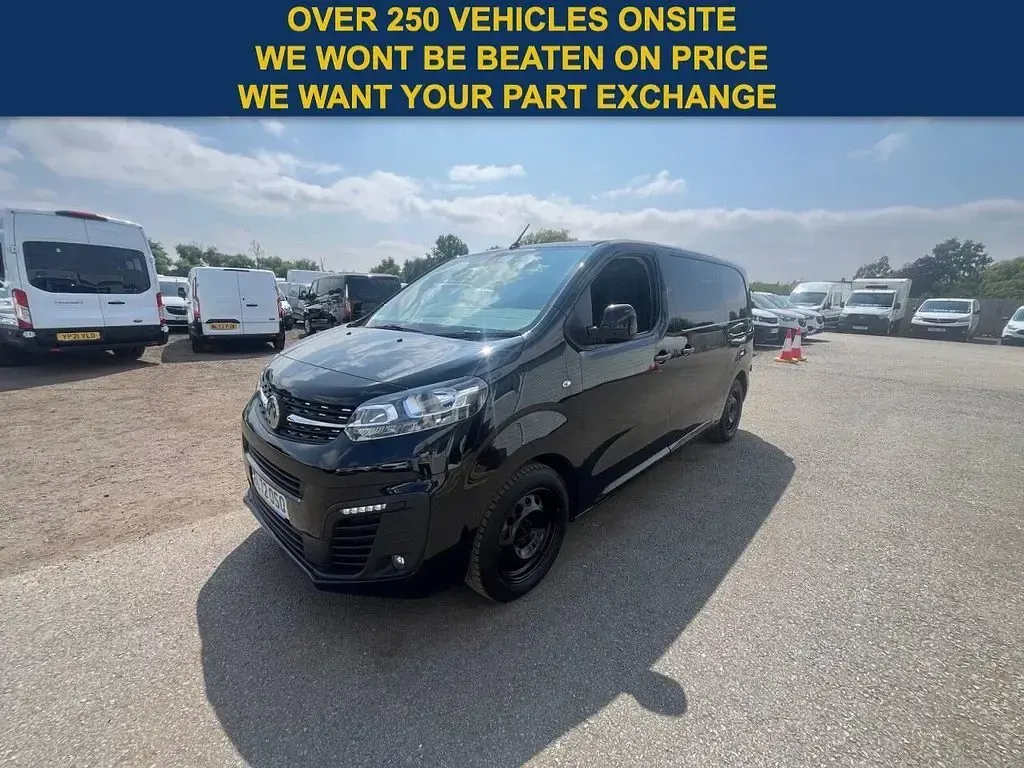Used Vauxhall Vivaro S 120 HP (88 kW) 2023 Black MPV