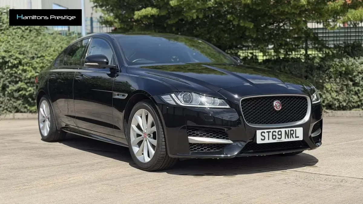 Used Jaguar XF R-Sport 250 HP (183 kW) 2019 Black Sedan