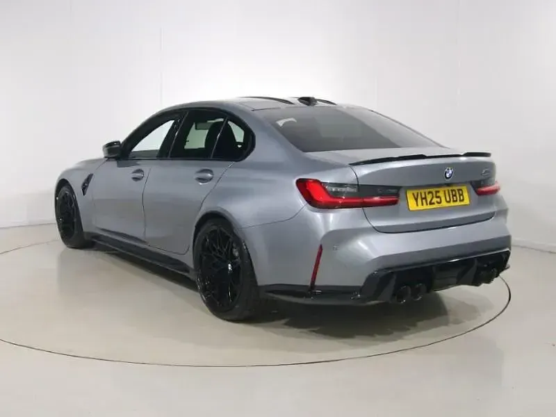 Usado BMW M3 Competition Edition 523 HP (384 kW) 2025 Cinzento Sedan