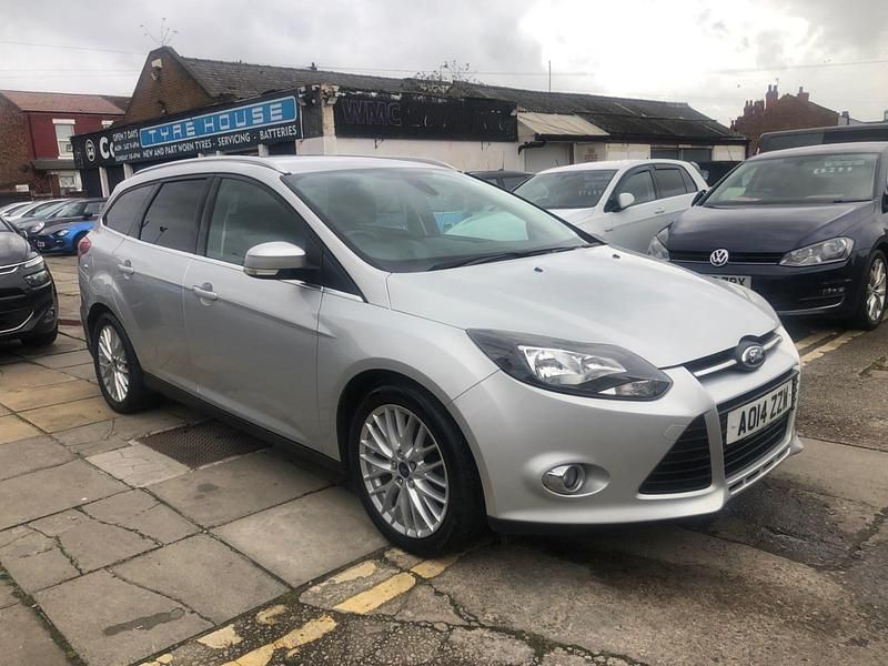 Used Ford Focus Zetec 2014 Silver Estate