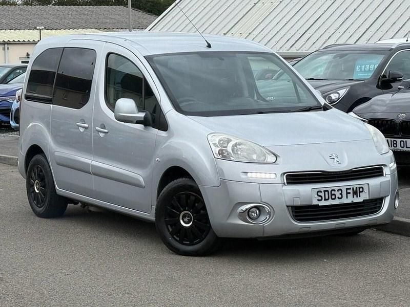 Silver Used 2013 Peugeot Partner Tepee S MPV | £5,494 (Good price) - Image 1/4