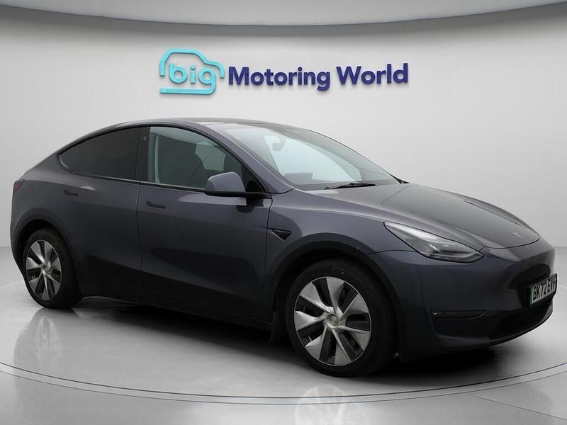 Grey Used 2022 Tesla Model Y Long Range AWD SUV | £20,600 (Fair price) - Image 1/4