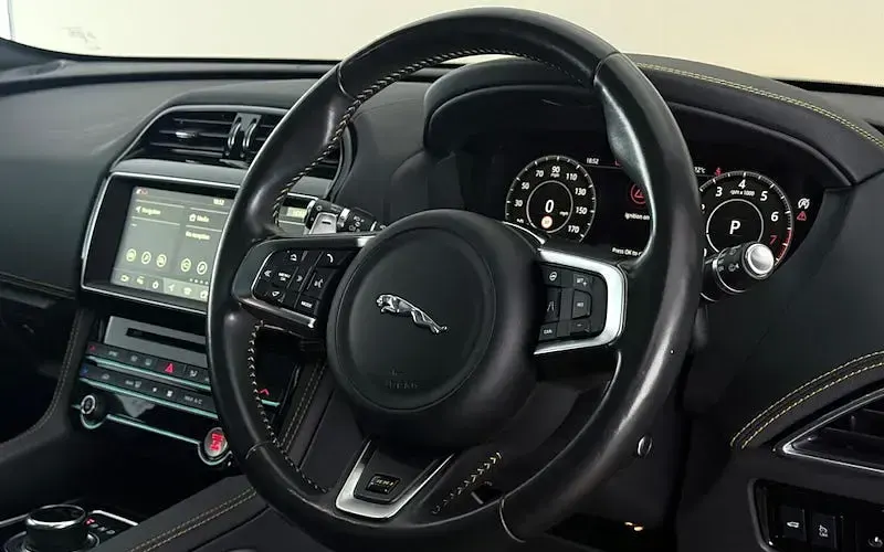 Used Jaguar F-Pace S 300 HP (220 kW) 2019 Black SUV