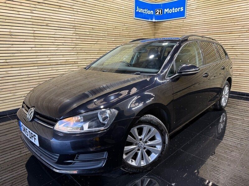 Black Used 2015 VW Golf VII SE Estate | £6,690 (Good price) - Image 1/4