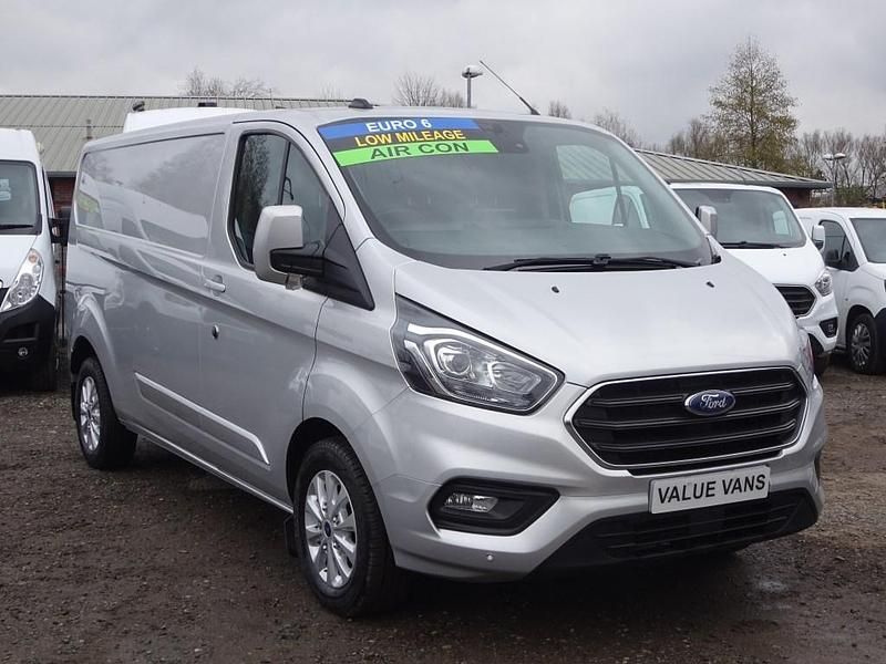 Used Ford Transit Custom Limited 130 HP (95 kW) 2023 Silver Van