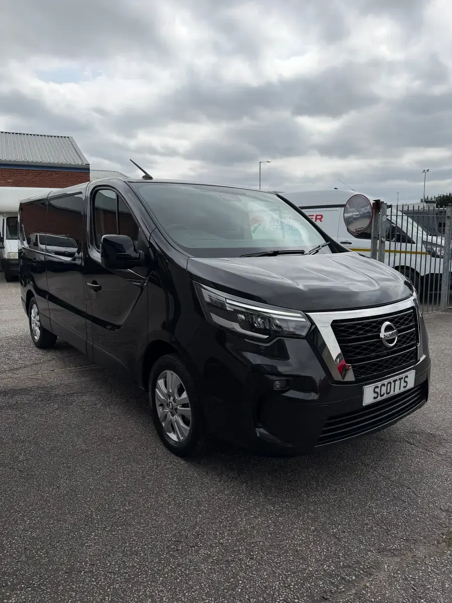 Used Nissan Primastar Tekna 2023 Black MPV