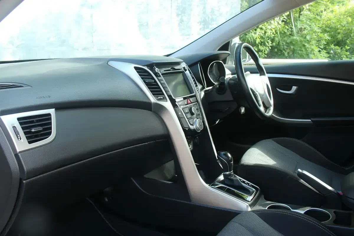 Used Hyundai i30 SE 2017 White Hatchback