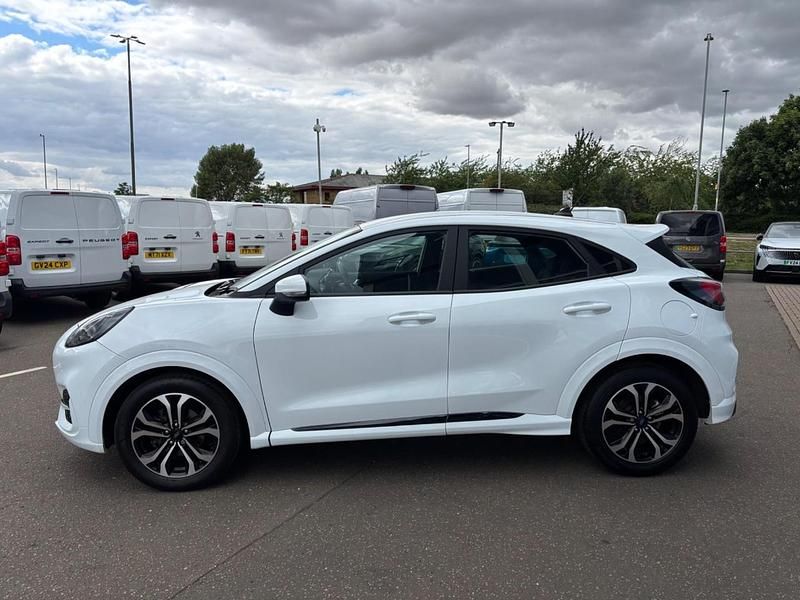 White Used 2024 Ford Puma Gen-E ST-Line SUV | £17,491 (Fair price) - Image 1/3