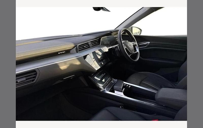 Used Audi e-tron Sportback Advanced 300 kW (408 HP) 2022 Grey SUV