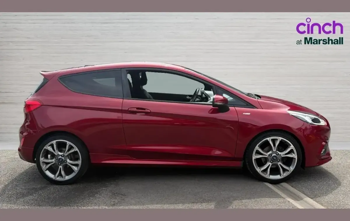 Used Ford Fiesta ST-Line 125 HP (91 kW) 2018 Red Hatchback