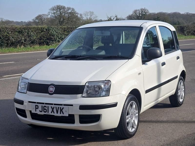 Usado Fiat Panda 69 HP (50 kW) 2012 Branco Citadino