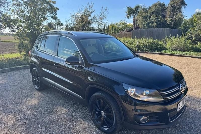 Black Used 2014 VW Tiguan Match SUV | £7,791 (Fair price) - Image 1/1
