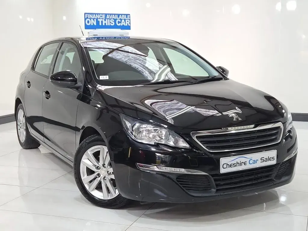 Używany Peugeot 308 Active 115 KM (84 kW) 2014 Czarny Hatchback