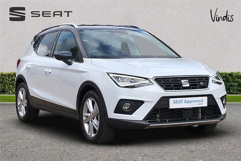 White Used 2020 Seat Arona FR SUV | £13,900 (Good price) - Image 1/4