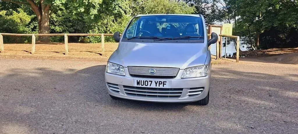 Used Fiat Multipla 120 HP (88 kW) 2007 Silver MPV