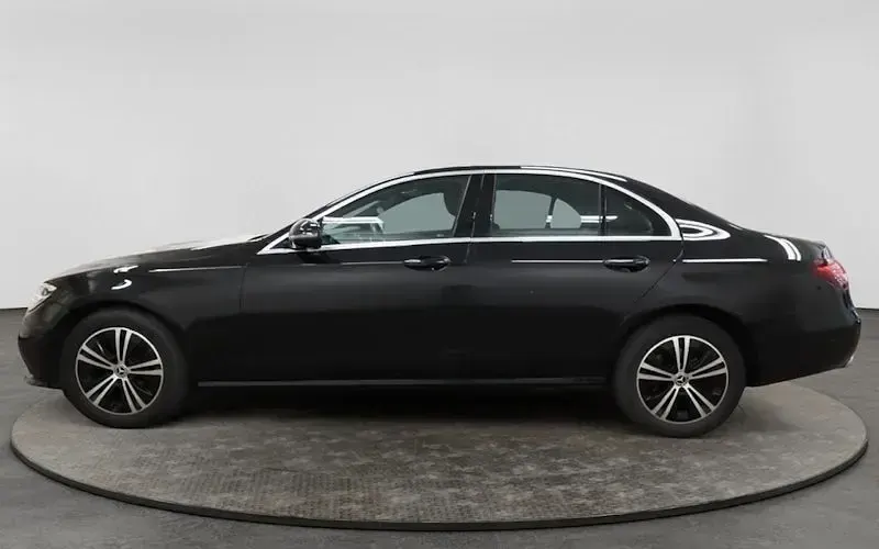 Used Mercedes E200 200 HP (147 kW) 2022 Sedan