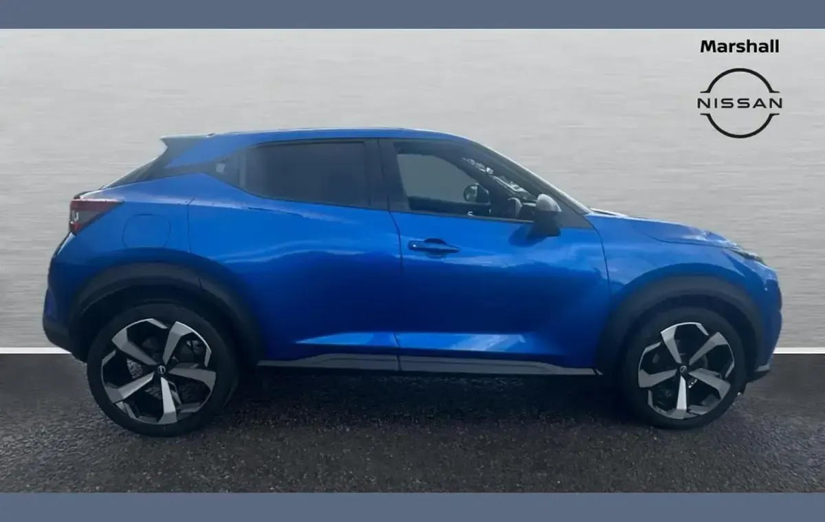Used Nissan Juke Tekna 114 HP (83 kW) 2023 Blue SUV