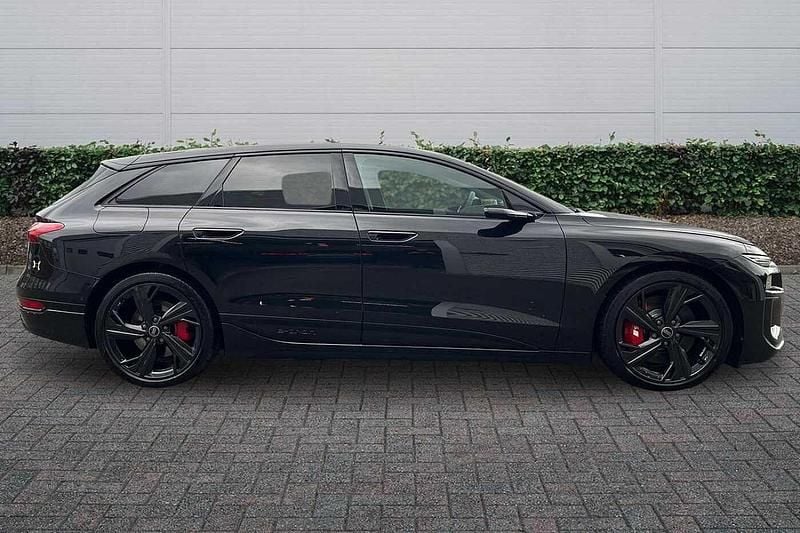 Used Audi A6 e-tron 369 kW (503 HP) 2024 Black Estate