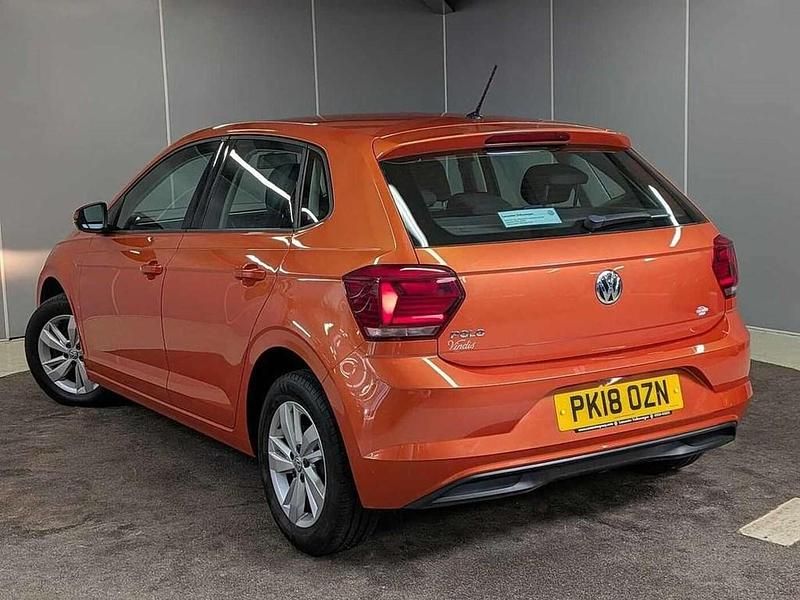 Used VW Polo SE 95 HP (69 kW) 2018 Orange Hatchback