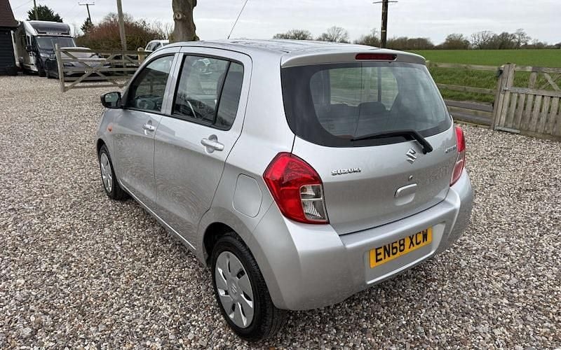 Used Suzuki Celerio 68 HP (50 kW) 2018 Silver Hatchback