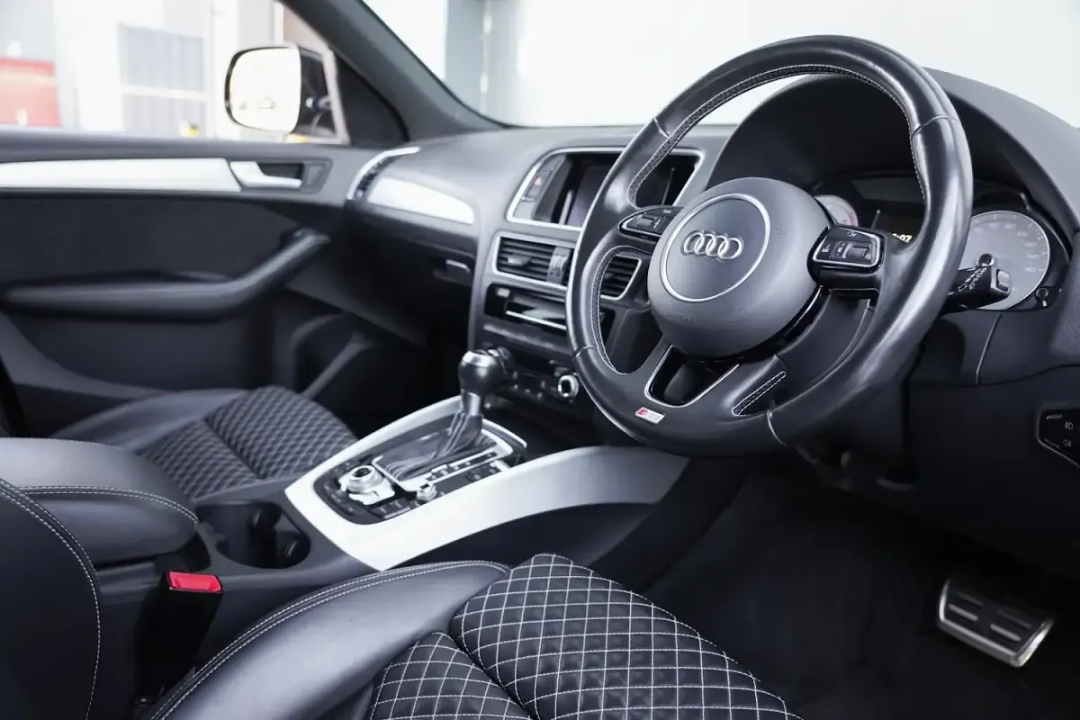 Used Audi SQ5 Comfort 340 HP (250 kW) 2016 White SUV