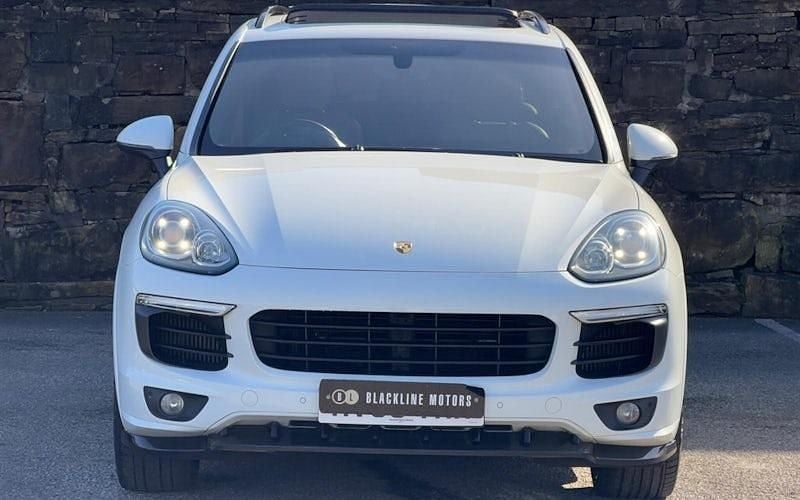 Used Porsche Cayenne 262 HP (192 kW) 2017 SUV