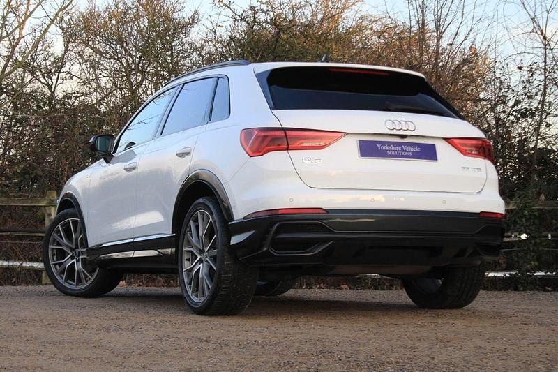 Usado Audi Q3 Advanced 150 HP (110 kW) 2019 Branco SUV