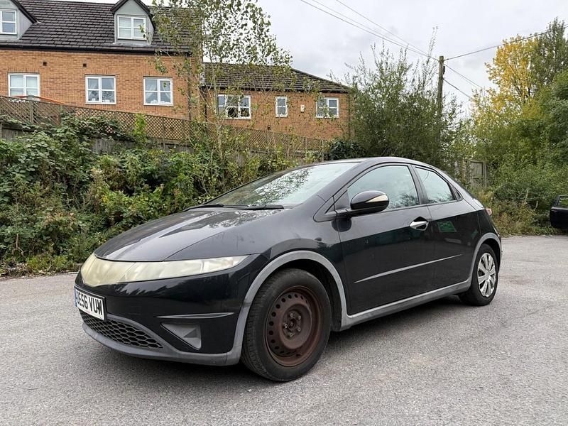 Black Used 2007 Honda Civic S Hatchback | £950 (Fair price) - Image 1/4