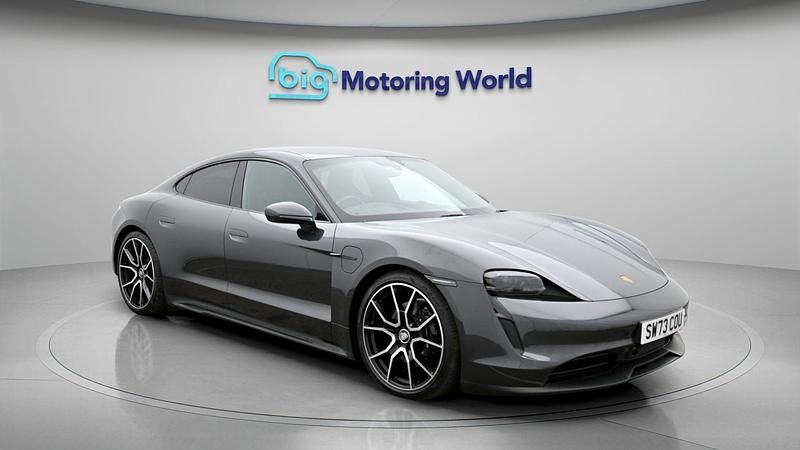 Used Porsche Taycan Performance Package 419 kW (571 HP) 2023 Sedan