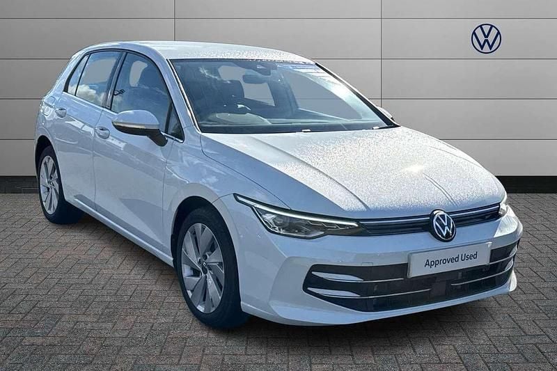 White Used 2025 VW Golf VIII Style Hatchback | £28,990 (Expensive) - Image 1/4