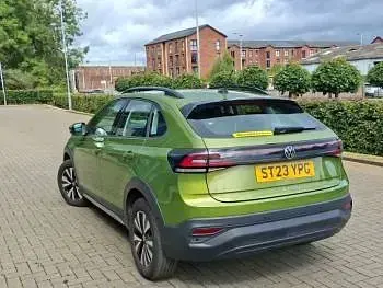 Used VW Taigo Life 95 HP (69 kW) 2023 Green SUV