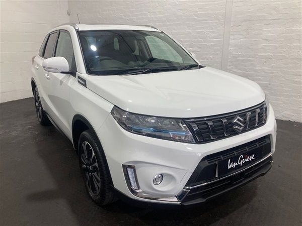 White Used 2022 Suzuki Vitara SZ5 SUV | £18,990 (A bit pricey) - Image 1/1
