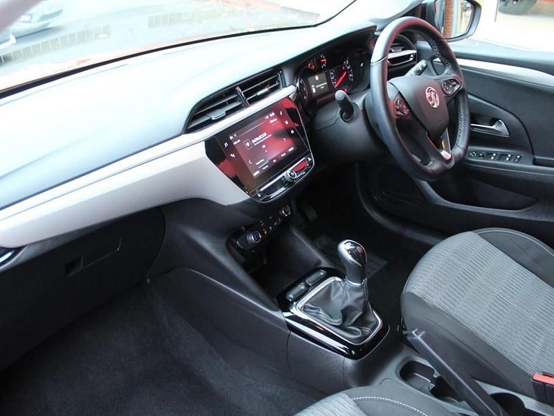 Used Vauxhall Corsa Edition 75 HP (55 kW) 2021 Orange Hatchback