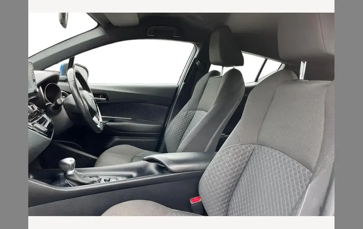 Used Toyota C-HR 122 HP (89 kW) 2020 Blue SUV