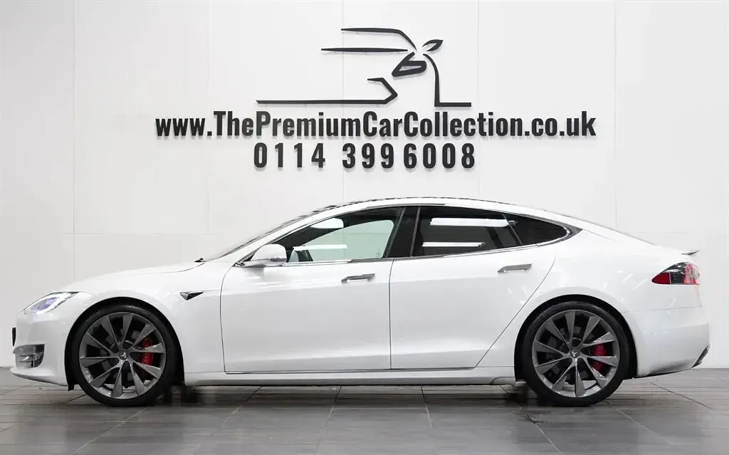Used Tesla Model S Performance 580 kW (789 HP) 2020 White Hatchback